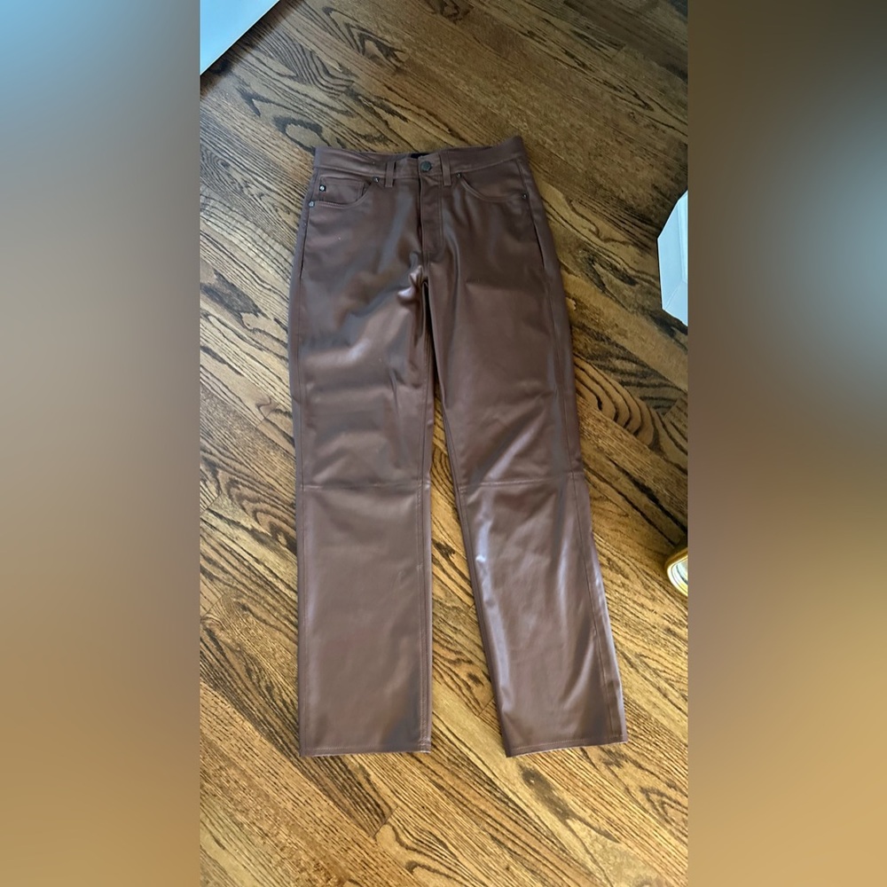 AG Adriano Goldschmied Alexxis Vegan Leather Straight Pants Chestnut Brown NWOT - Picture 2 of 8
